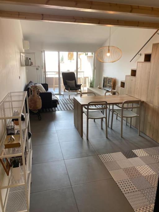 Ebli Seaview Apartment Пула Екстериор снимка