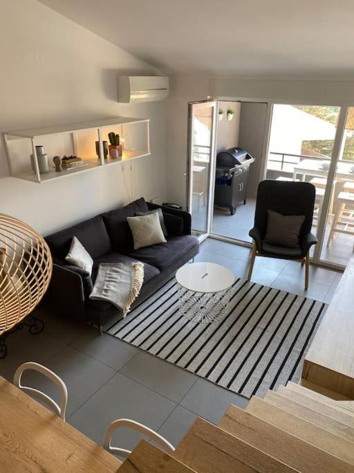 Ebli Seaview Apartment Пула Екстериор снимка